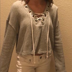 Gray long sleeve thin sweater